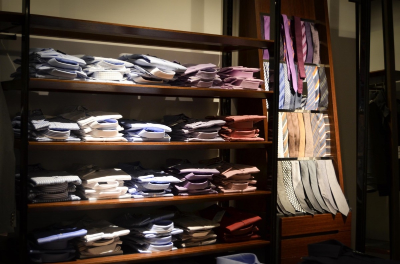 vente-LE CANNET-min_shirts_exhibition_shop_shopping_shelf_buy_business_clothing-940715